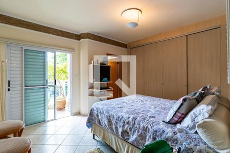 Casa à venda com 230m², 3 quartos e 4 vagas2o. Andar - Suíte 3