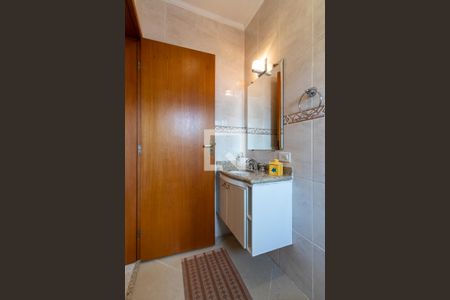 Casa à venda com 230m², 3 quartos e 4 vagas2o. Andar - Banheiro da Suíte 1