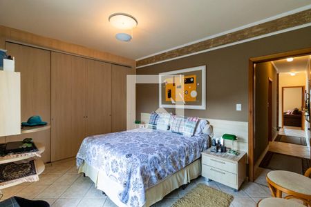 Casa à venda com 230m², 3 quartos e 4 vagas2o. Andar - Suíte 3