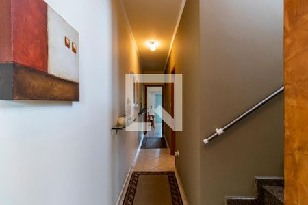 Casa à venda com 230m², 3 quartos e 4 vagas2o. Andar - Corredor