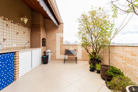 Casa à venda com 230m², 3 quartos e 4 vagas3o. Andar - Churrasqueira