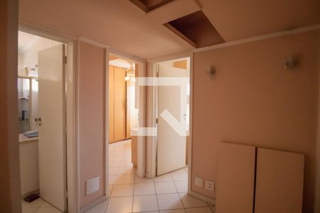 Hall entre Quartos de apartamento à venda com 3 quartos, 86m² em Vila Alexandria, São Paulo