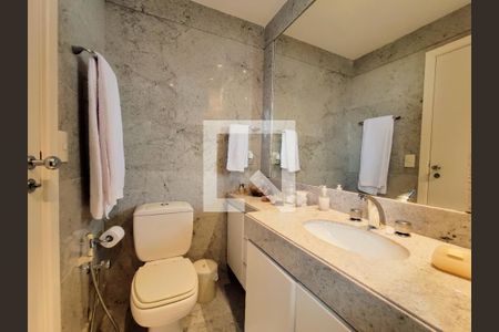 Apartamento à venda com 3 quartos, 587m² em Belvedere, Belo Horizonte