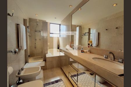 Apartamento à venda com 3 quartos, 587m² em Belvedere, Belo Horizonte