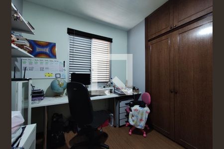 Apartamento à venda com 180m², 3 quartos e 2 vagas