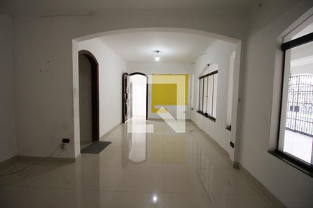 Sala de casa para alugar com 4 quartos, 154m² em Vila Antonieta, São Paulo