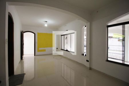 Sala de casa para alugar com 4 quartos, 154m² em Vila Antonieta, São Paulo