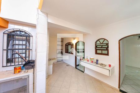 Casa para alugar com 150m², 2 quartos e 1 vagaÁrea de Serviço