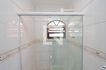 Banheiro Suíte 1 de casa para alugar com 2 quartos, 150m² em Vila Antonieta, São Paulo