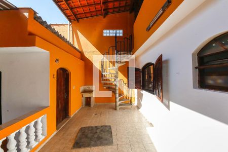 Casa para alugar com 150m², 2 quartos e 1 vagaÁrea de Serviço 2