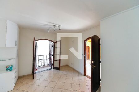 Suíte 1 de casa para alugar com 2 quartos, 150m² em Vila Antonieta, São Paulo