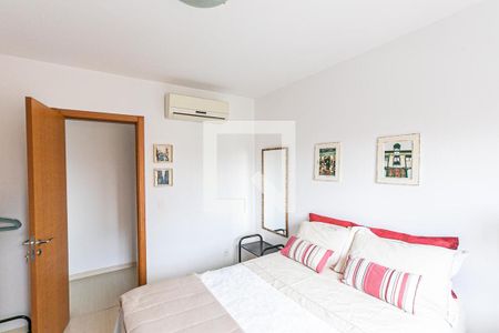 Quarto  de apartamento à venda com 1 quarto, 43m² em Centro Histórico, Porto Alegre