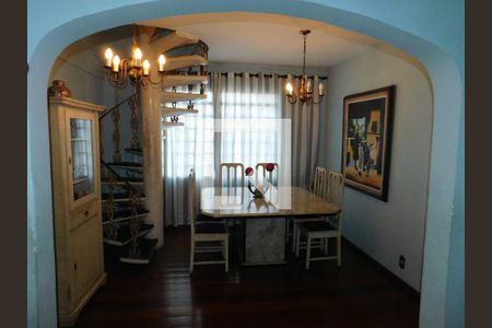 Apartamento à venda com 316m², 4 quartos e 5 vagas