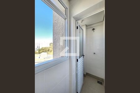 Apartamento à venda com 220m², 3 quartos e 3 vagasBanheiro de serviço 