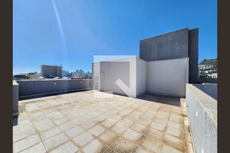 Apartamento à venda com 220m², 3 quartos e 3 vagasCobertura