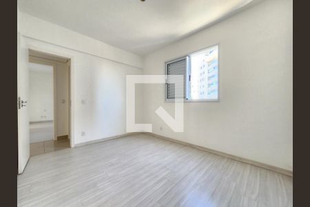 Apartamento à venda com 220m², 3 quartos e 3 vagasQuarto 2