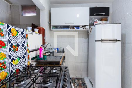 Apartamento à venda com 2 quartos, 48m² em Heliópolis, Belo Horizonte