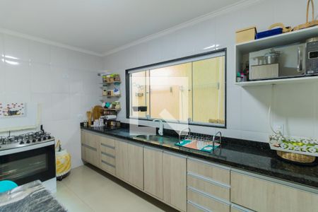 Casa à venda com 160m², 3 quartos e 3 vagas Casa à venda com 160m², 3 quartos e 3 vagasCozinha