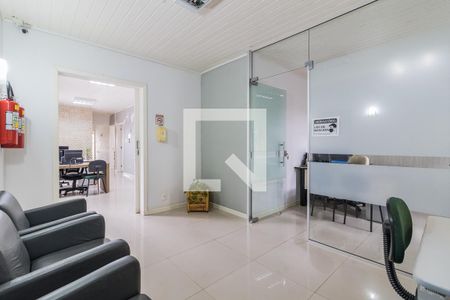 Sala de casa à venda com 5 quartos, 200m² em Camaquã, Porto Alegre