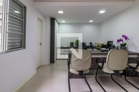 Casa à venda com 200m², 5 quartos e 15 vagasDormitório