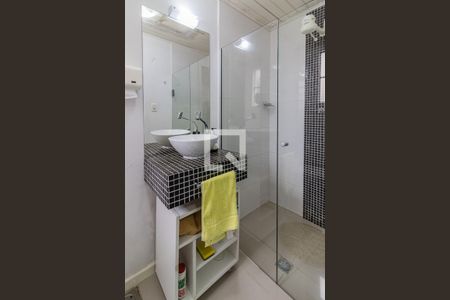 Casa à venda com 200m², 5 quartos e 15 vagas Banheiro da Suite