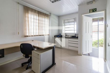 Casa à venda com 200m², 5 quartos e 15 vagasCozinha