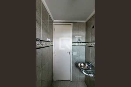 Apartamento para alugar com 52m², 2 quartos e 1 vaga Apartamento para alugar com 52m², 2 quartos e 1 vagaBanheiro