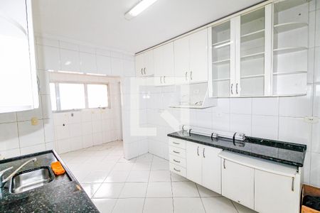 Apartamento para alugar com 118m², 3 quartos e 1 vaga