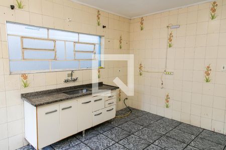 Casa para alugar com 100m², 3 quartos e 2 vagasCozinha