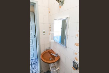 Casa para alugar com 100m², 3 quartos e 2 vagasBanheiro