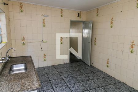 Casa para alugar com 100m², 3 quartos e 2 vagasCozinha