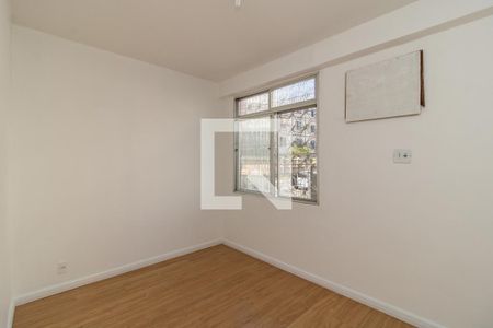 Quarto 1 de apartamento para alugar com 2 quartos, 51m² em Irajá, Rio de Janeiro