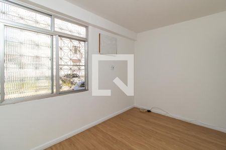 Quarto 1 de apartamento para alugar com 2 quartos, 51m² em Irajá, Rio de Janeiro