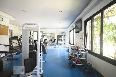 Apartamento à venda com 144m², 3 quartos e 3 vagas Apartamento à venda com 144m², 3 quartos e 3 vagasAcademia