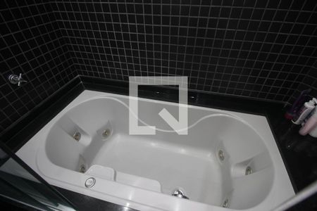 Apartamento à venda com 144m², 3 quartos e 3 vagasBanheira