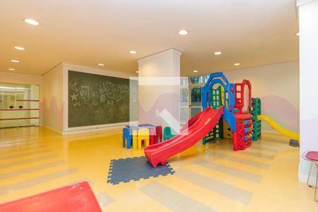 Apartamento à venda com 167m², 3 quartos e 3 vagas Apartamento à venda com 167m², 3 quartos e 3 vagasBrinquedoteca