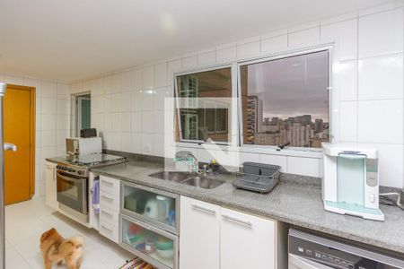 Apartamento à venda com 167m², 3 quartos e 3 vagas Apartamento à venda com 167m², 3 quartos e 3 vagasCozinha