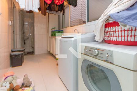 Apartamento à venda com 167m², 3 quartos e 3 vagas Apartamento à venda com 167m², 3 quartos e 3 vagasLavanderia