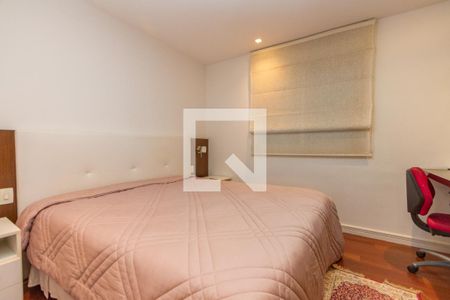 Apartamento à venda com 167m², 3 quartos e 3 vagas Apartamento à venda com 167m², 3 quartos e 3 vagasSuite 1