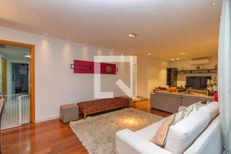 Apartamento à venda com 167m², 3 quartos e 3 vagas Apartamento à venda com 167m², 3 quartos e 3 vagasSala