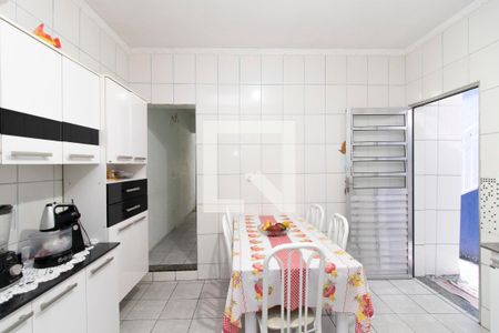 Casa à venda com 150m², 3 quartos e 2 vagasCopa / Cozinha