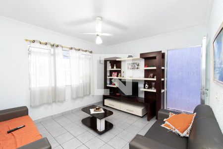 Sala de Estar de casa à venda com 3 quartos, 150m² em Vila Iório, São Paulo