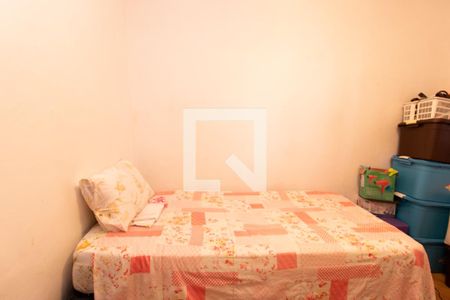 Quarto 2 de casa à venda com 3 quartos, 150m² em Vila Iório, São Paulo