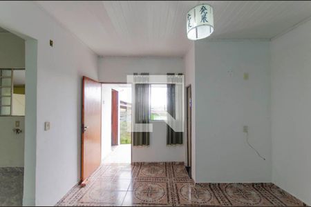 Sala de casa para alugar com 2 quartos, 42m² em Jardim Veronia, São Paulo