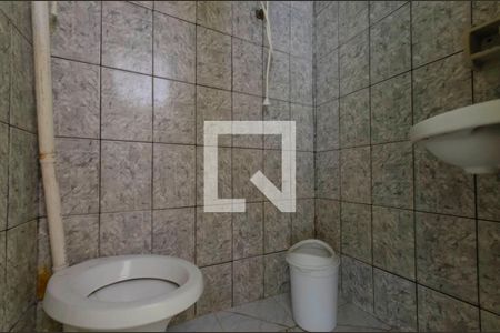 Casa para alugar com 42m², 2 quartos e sem vagaBanheiro