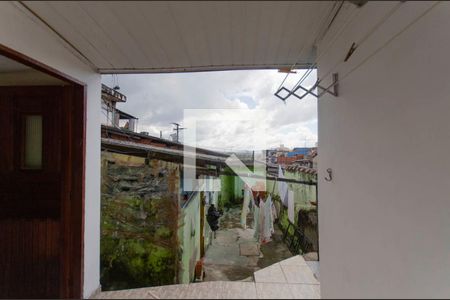 Vista Sala de casa para alugar com 2 quartos, 42m² em Jardim Veronia, São Paulo