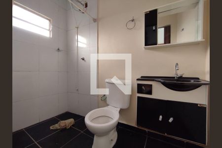 Casa para alugar com 42m², 2 quartos e sem vagaBanheiro 2