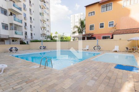 Apartamento à venda com 61m², 2 quartos e 1 vaga Apartamento à venda com 61m², 2 quartos e 1 vagaPiscina
