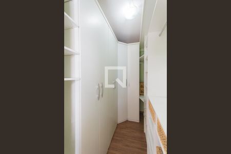 Apartamento à venda com 61m², 2 quartos e 1 vaga Apartamento à venda com 61m², 2 quartos e 1 vagaCloset