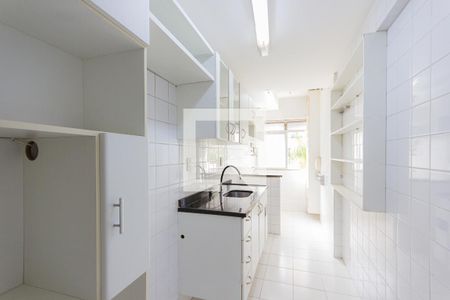 Apartamento à venda com 61m², 2 quartos e 1 vaga Apartamento à venda com 61m², 2 quartos e 1 vagaCozinha e Área de Serviço